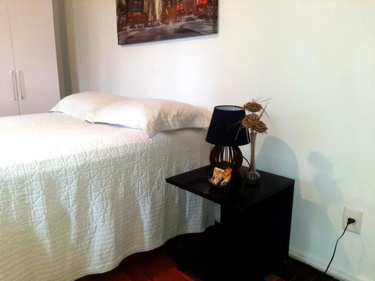 Linda Leblon Homestay - 3 Min To The Hospedagem domiciliar *