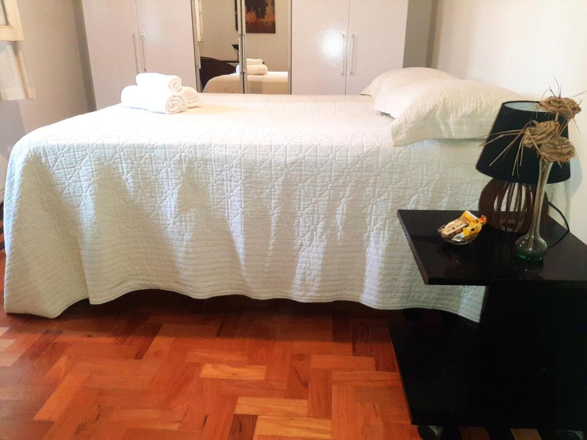 Hospedagem domiciliar Linda Leblon Homestay - 3 Min To The Rio de Janeiro