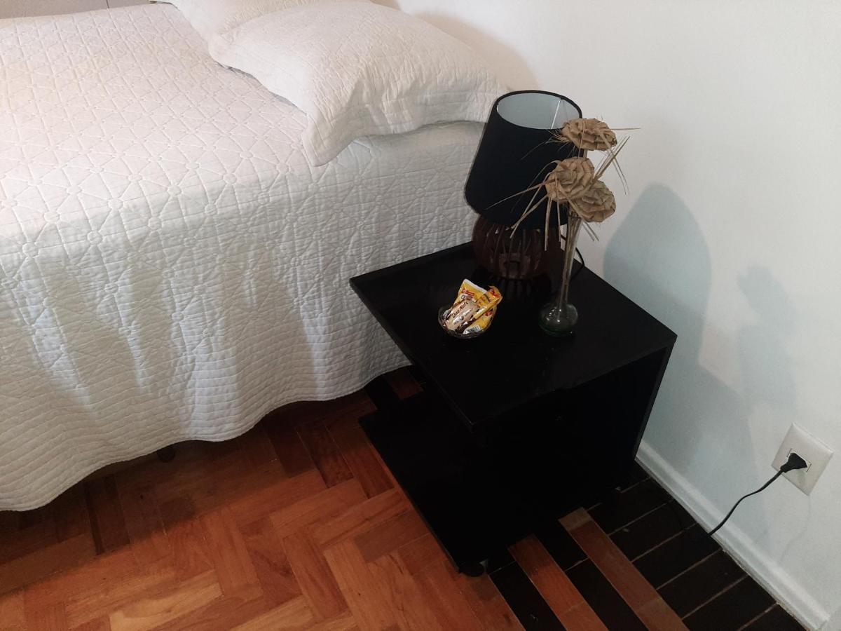 Hospedagem domiciliar Linda Leblon Homestay - 3 Min To The Rio de Janeiro