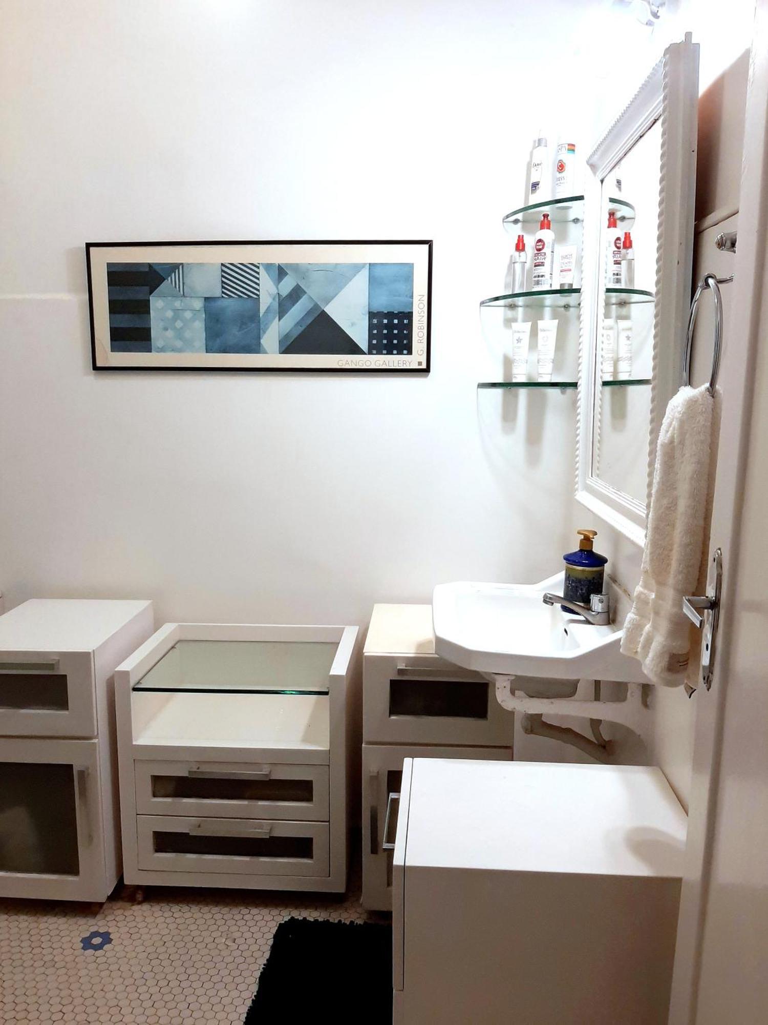 Linda Leblon Homestay - 3 Min To The Hospedagem domiciliar